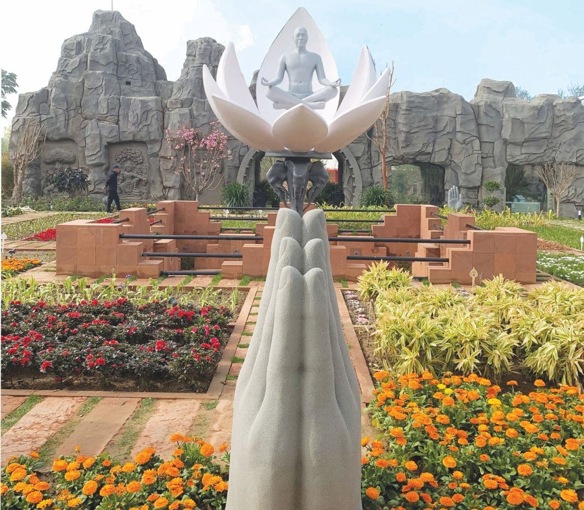 Interpreting Heritage Through Experience: DRONAH